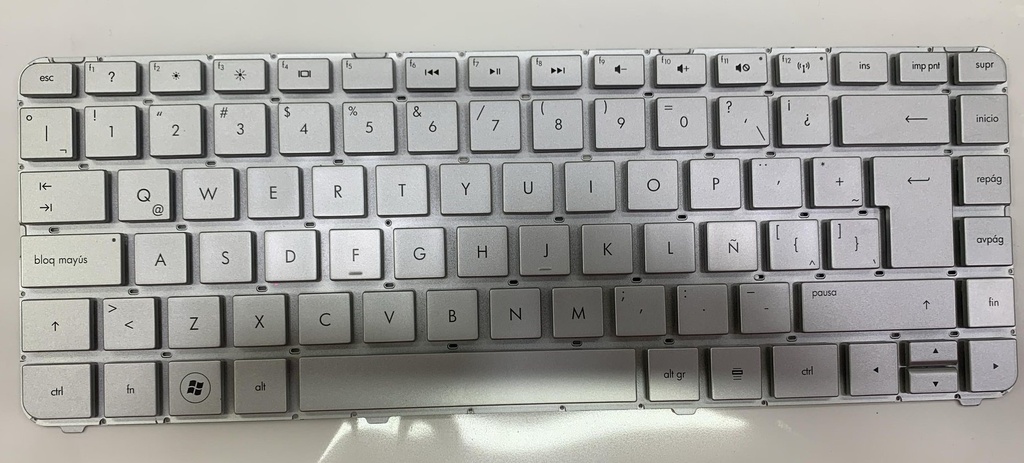 [A05567] Teclado Portatil Hp DV4-4000 / DM4-3000 / PLATEADO
